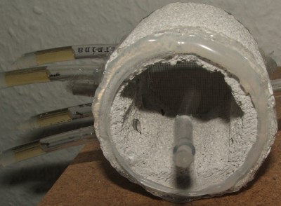 20 23.04.2011 c Futterstation in Betrieb 3.JPG