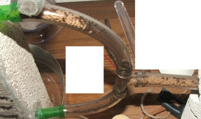 24 07.05.2011 f Puppen im Rohrsystem 2 linke Hälfte.JPG