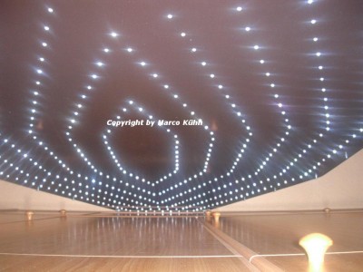 Platte mit LEDs aus.JPG